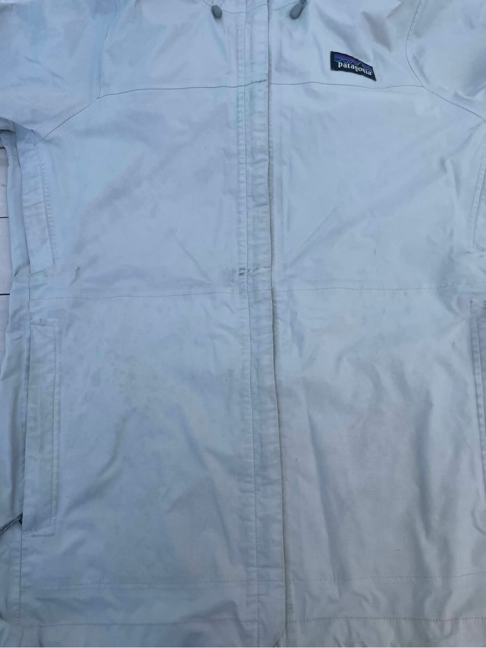 Patagonia Women's Light Gray Hooded Utility Jacket - Picture 4 of 16